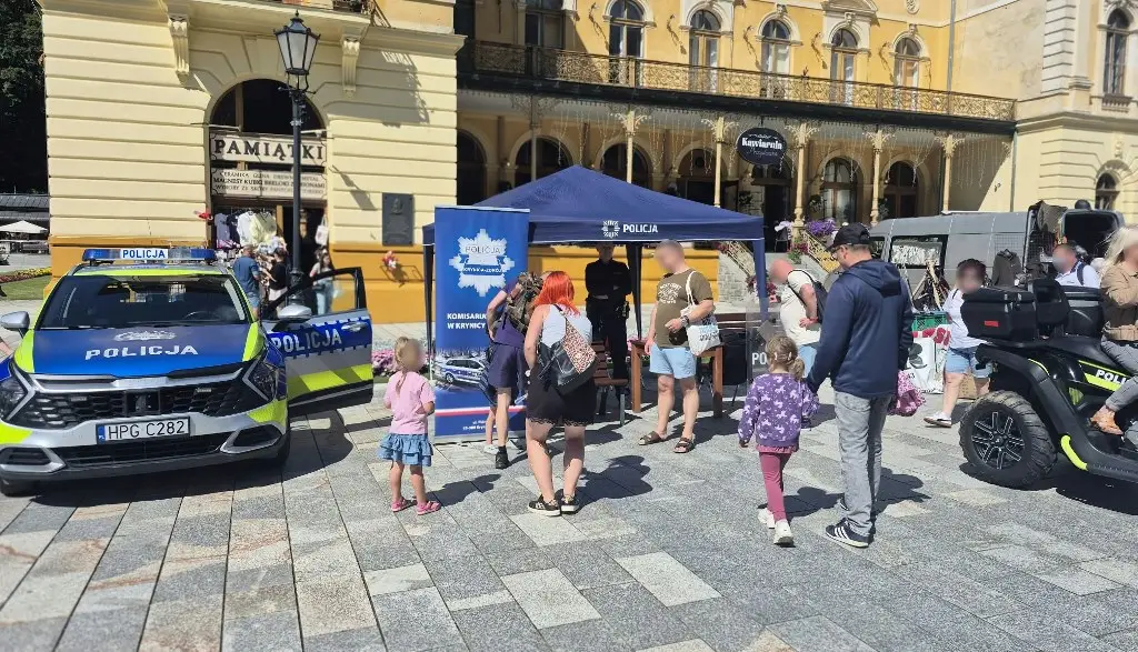 Dzielnicowi z Krynicy-Zdroju omawiali kwestie bezpieczeństwa na Hubertusie