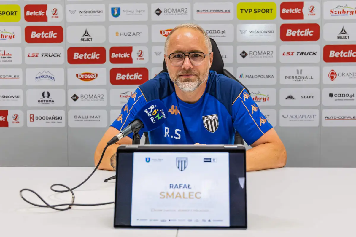 Trener Rafał Smalec o trudnym meczu inauguracyjnym