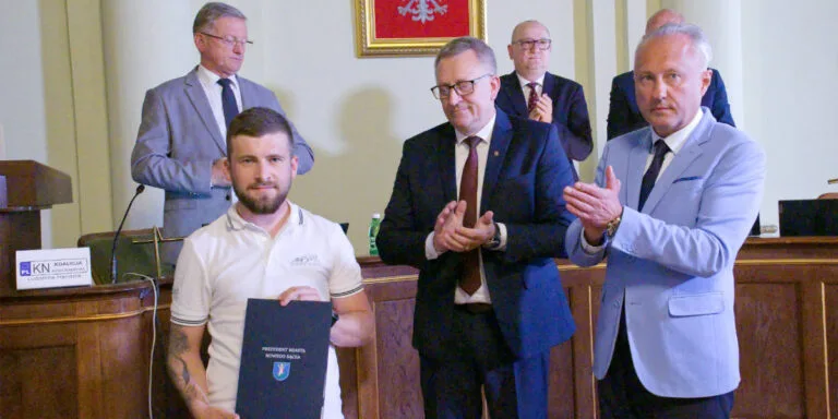 Kierowca MPK Nowy Sącz wyróżniony przez prezydenta za bohaterstwo