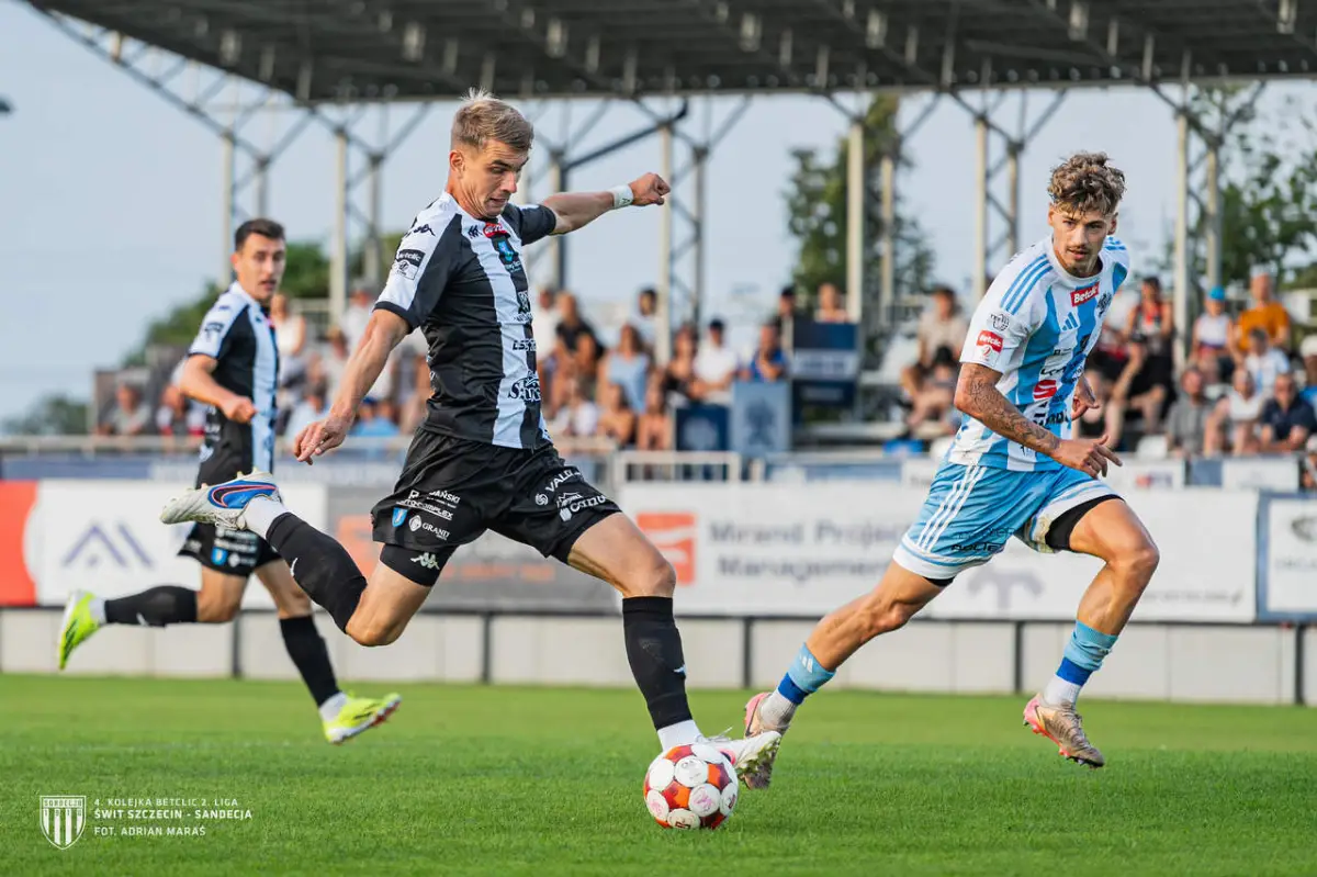 Sandecja Nowy Sącz triumfuje w Szczecinie