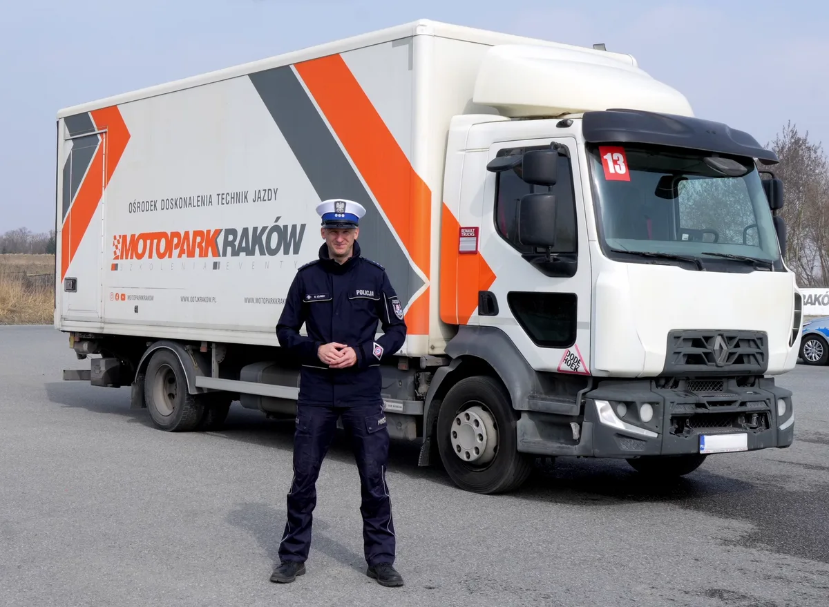 Ograniczona widoczność kierowcy pojazdu ciężarowego