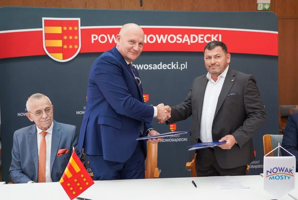 Podpisano umowę na budowę mostu w ciągu drogi powiatowej Jazowsko – Obidza